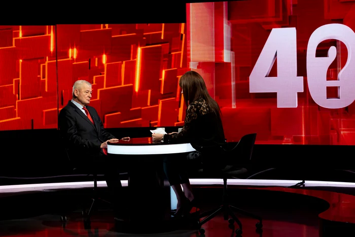 3 sorin oprescu in emisiunea lui denise rifai 1 jpg jpeg