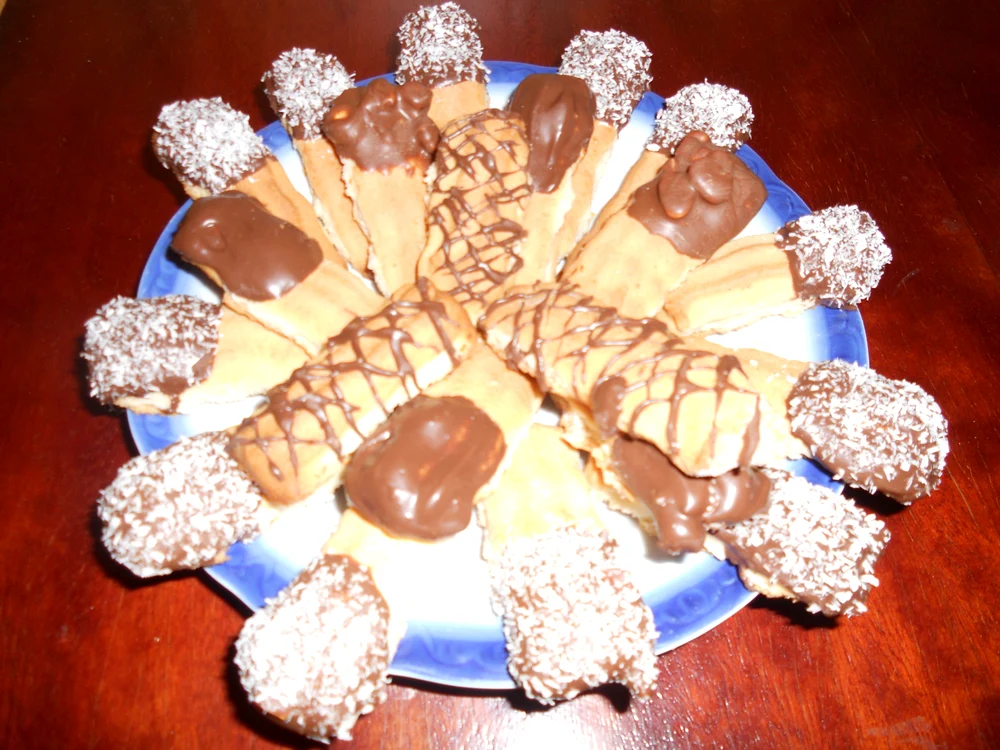 
    Biscuiţi cu ciocolată  