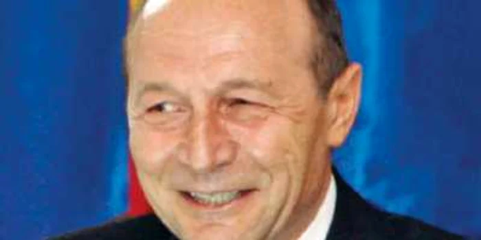 Băsescu: "Sistemul de învăţământ românesc se află în criză"