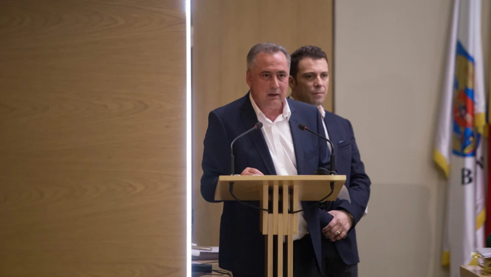 Șeful Vămilor, Mihai Savin, reținut de DNA într-un dosar de fals și uz de fals. Alți doi funcționari din Galați, implicați în dosar