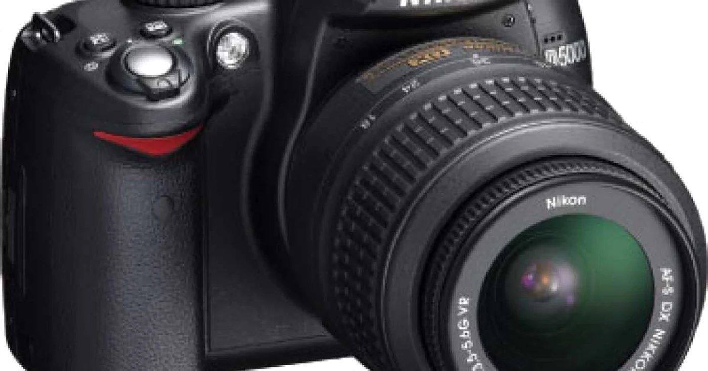Aur pentru Nikon D5000-Ştiri pe scurt