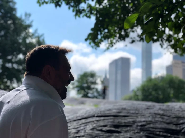 Horia Brenciu s-a bucurat ca un copil de cadoul primit în avans de la soţia lui, Alice