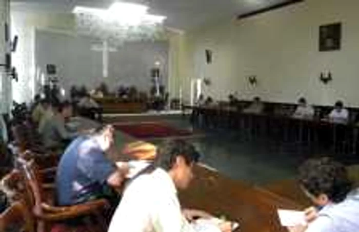 Studentii de la Teologie au intrat în febra examenelor de capacitate preoţească