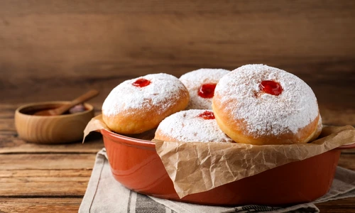 Gogosi peltea Sursa foto shutterstock 2153176745 jpg