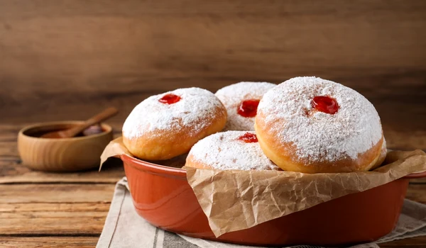 Gogosi peltea  Sursa foto shutterstock 2153176745 jpg