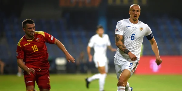 Razvan Chiriches Romania Muntenegru FOTO EPA-EFE