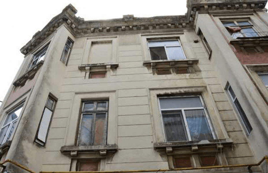 Cseke: Va fi instituit un sistem de monitorizare a investiţiilor pentru consolidarea clădirilor
