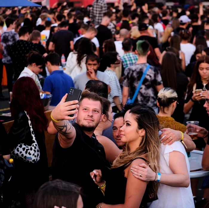 Tinerii așteaptă cu mare nerăbdare festivalul SURSA AOA 