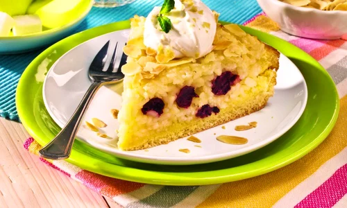 tarta cu orez si visine jpeg