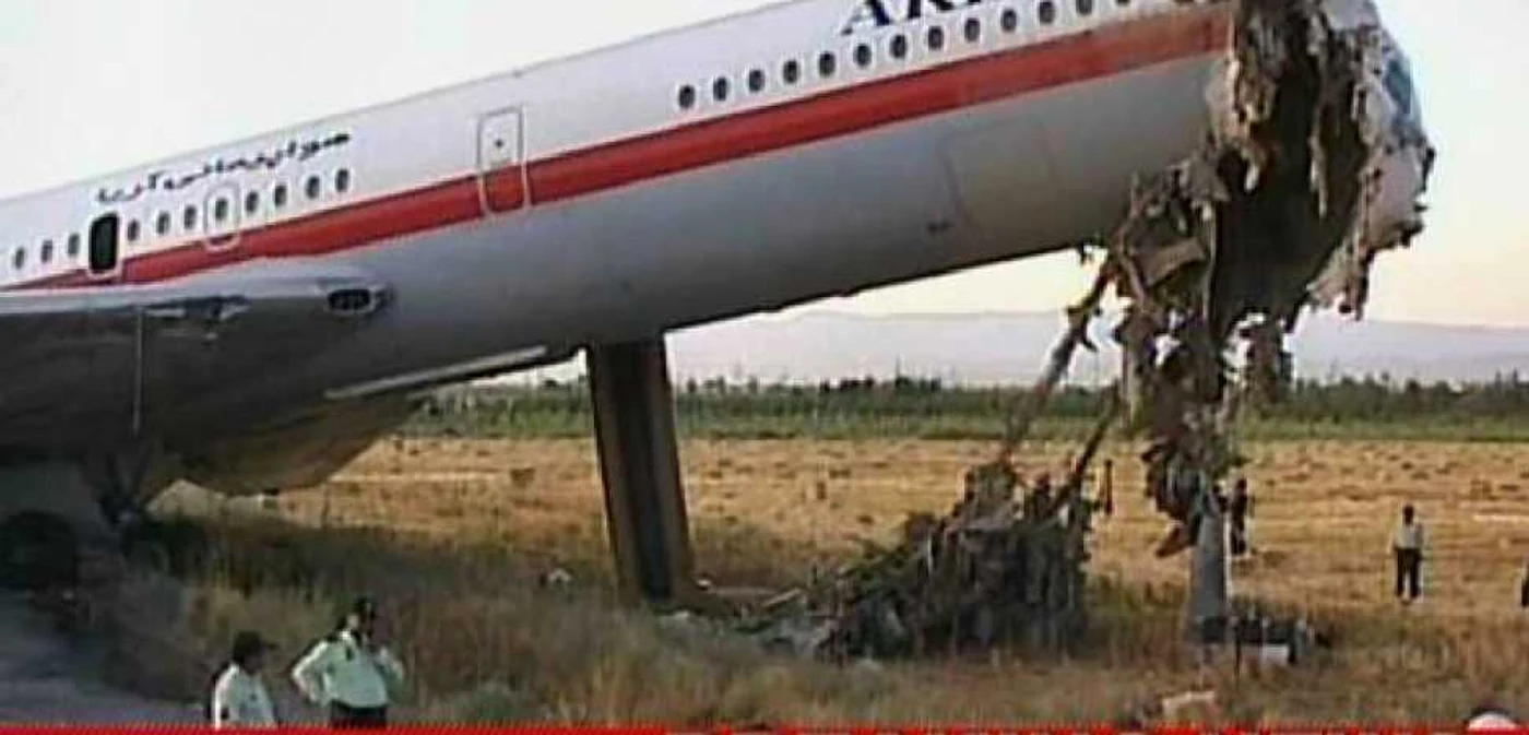 Accident aviatic în Iran: Cel puţin 17 morţi