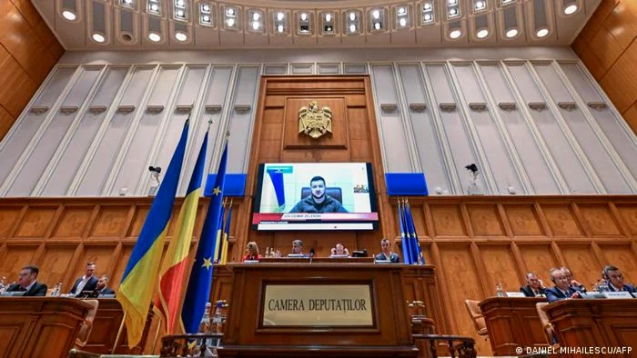 Zelenski vorbind în Parlamentul României / Foto Arhivă