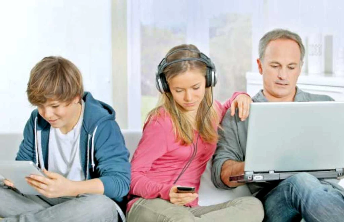 Mobilitatea este principalul argument  în favoarea tabletelor şi a laptopurilor