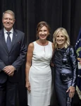 Klaus Iohannis si Carmen Iohannis in alb in America la New York 2022 (1) jpeg