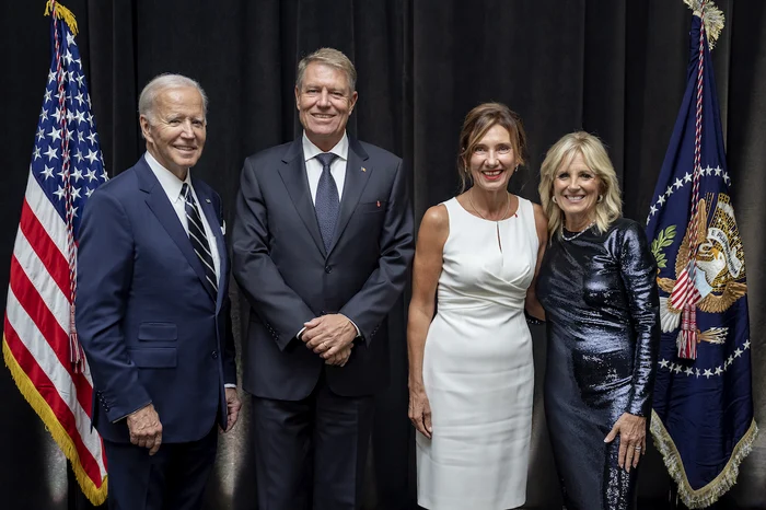 Klaus Iohannis si Carmen Iohannis in alb in America la New York 2022 (1) jpeg