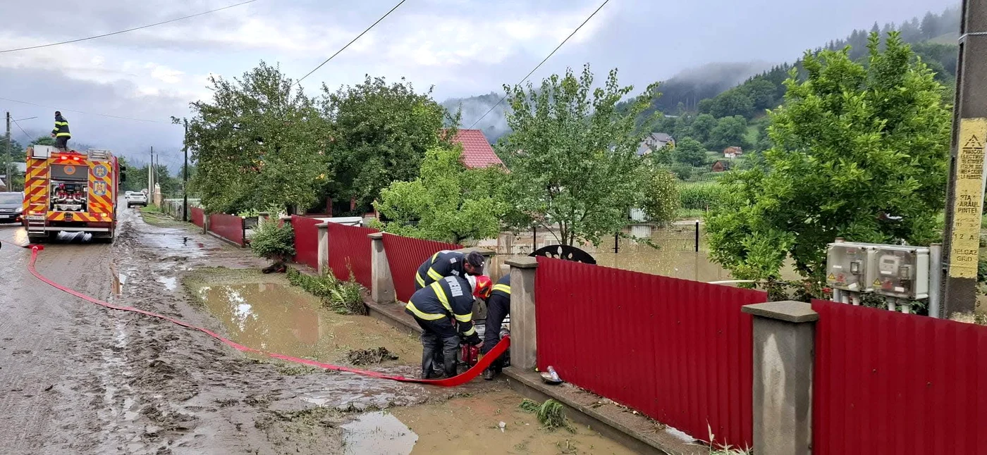 Guvernul a aprobat sprijin financiar pentru sinistrații din Suceava și Neamț FOTO: Arhivă