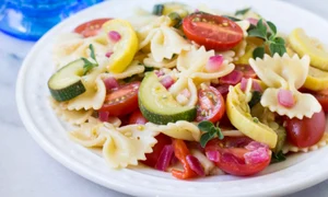 Pasta Salad with Zucchini Tomatoes and Roasted Red Peppers Culinary Hill 2 729x1024 jpeg