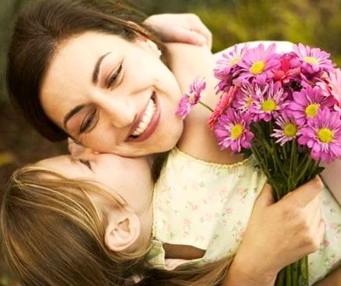 Mesaje de 8 martie pentru mama: cele mai frumoase urăriFoto: lataifas.ro