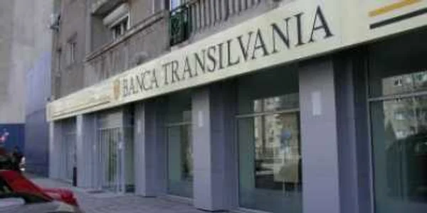Nou produs de economisire la BT şi Aegon