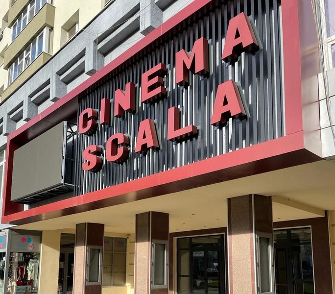 Moştenitorii familiei Bragadiru au vândut jumătate din emblematicul bloc de locuințe Scala