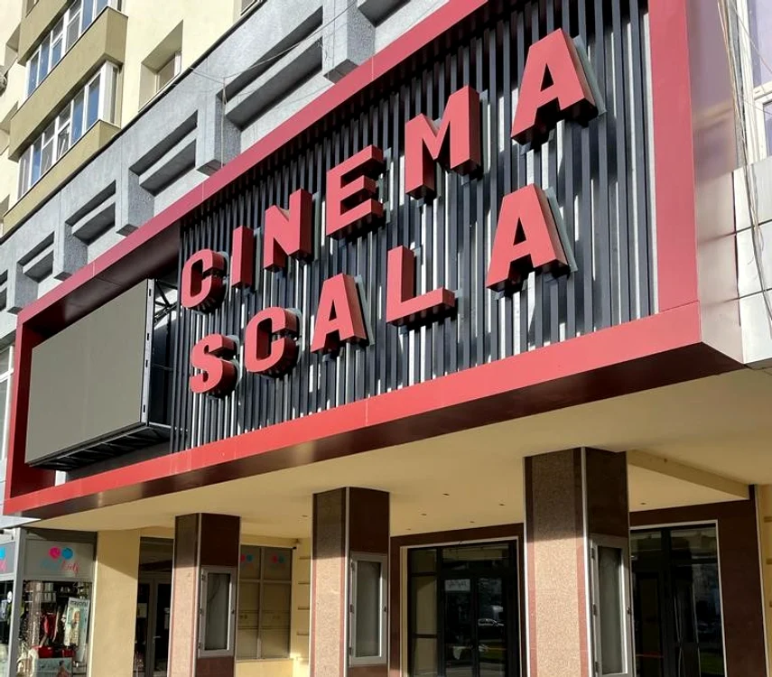Cinematograful Scala de la parterul blocului