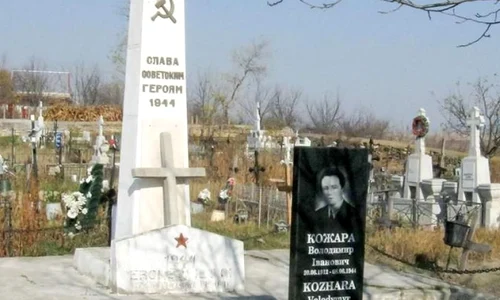 Monumentul din cimitirul Cepleniţa la care se închină un mare şef european jpeg