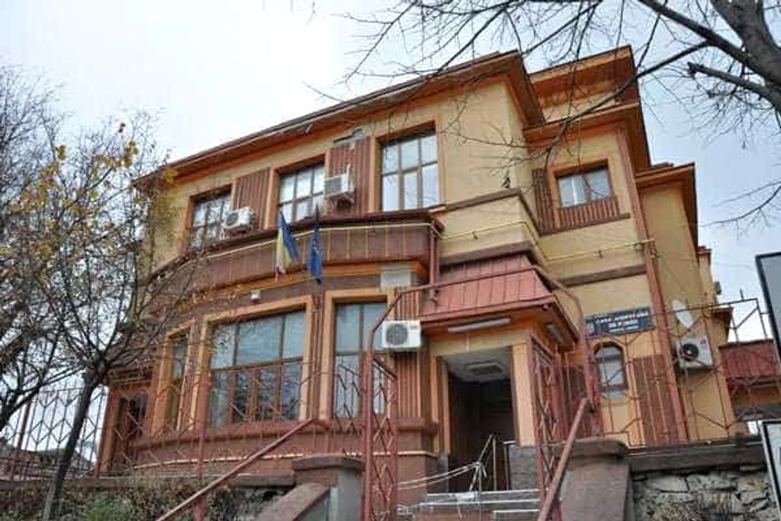 În Argeș beneficiază de pensia de urmaș 15.400 de persoane Foto: CJP Argeș