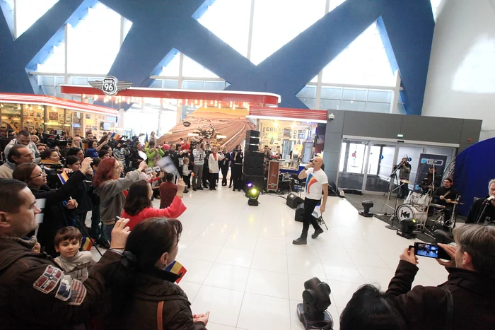 Călin Goia a făcut o surpriză uriașă pasagerilor din Aeroportul ”Henri Coandă”