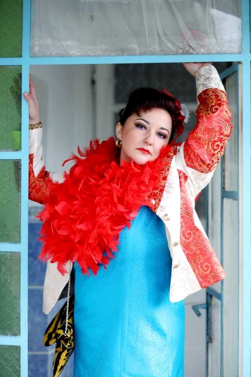 ecaterina ladin dalida las fierbinti foto pro tv