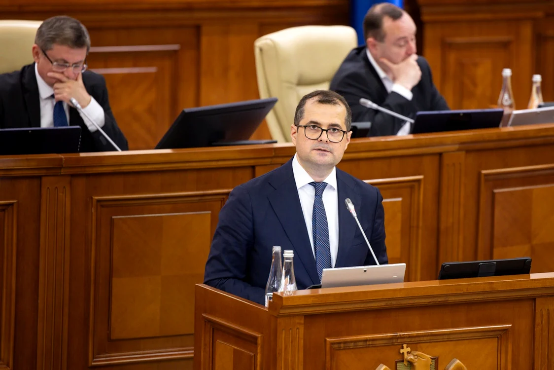 Guvernul lui Vasile Tofan a primit votul de încredere al Parlamentului. FOTO: Facebook