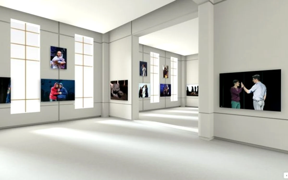 „Touching”, expoziţia de fotografie de teatru care se va vernisa online pe 6 mai