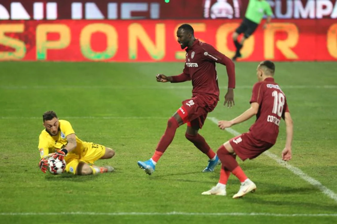 Lacina Traore a marcat contra Craiovei primul gol de la revenirea la CFR ClujFOTO: Inquam Photos
