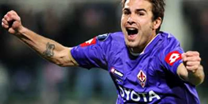 FOTBAL: Mutu spune că nu are clauză de reziliere cu Fiorentina