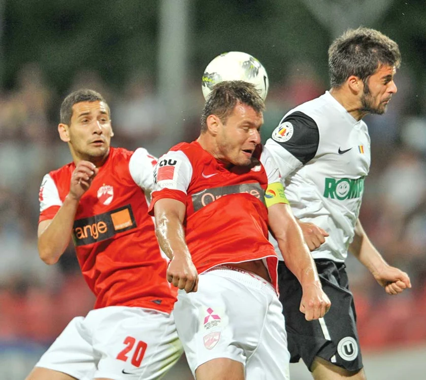 
    Dinamo – “U” Cluj 2:2  
