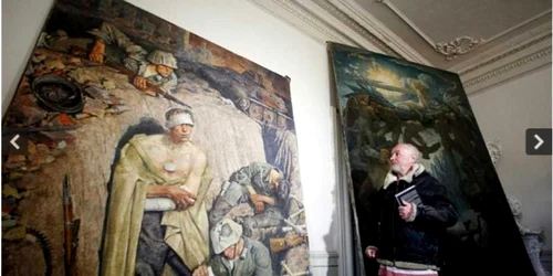 Cehul Jiri Kuchar a descoperit picturile la o mănăstire