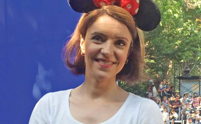 Raluca Arvat (43 de ani) măsoară 1,67 m şi căntăreşte 49 de kg