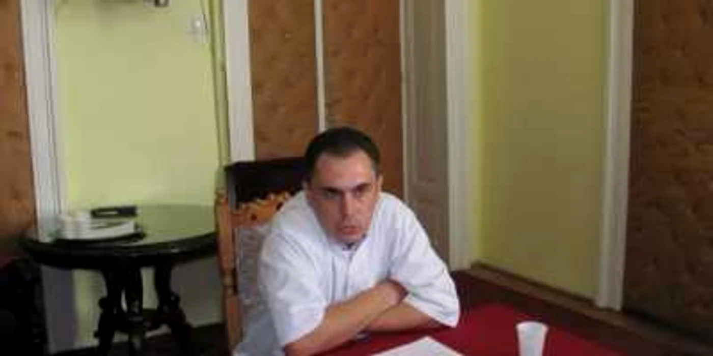 Doctorul Sorin Berbecaru spune că numărul cazurilor de ciroză şi hepatită alcoolică este în creştere.