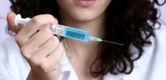 Nassar, îngrijorată că vaccinul antigripal nu a fost testat pe copii şi ar putea fi administrat abia din 2010