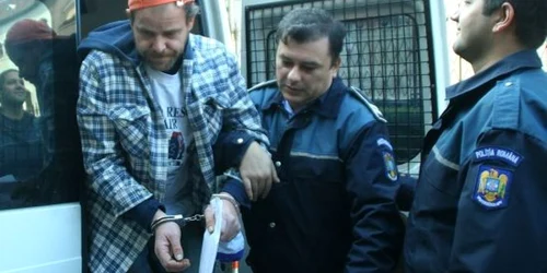 Judecătorii au admis cererea procurorilor de arest preventiv 