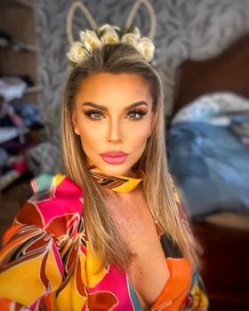Alina Laufer1 jpg