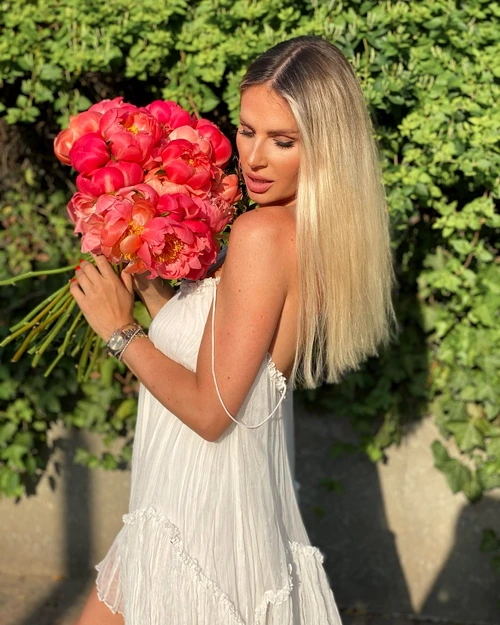 andreea50 jpg