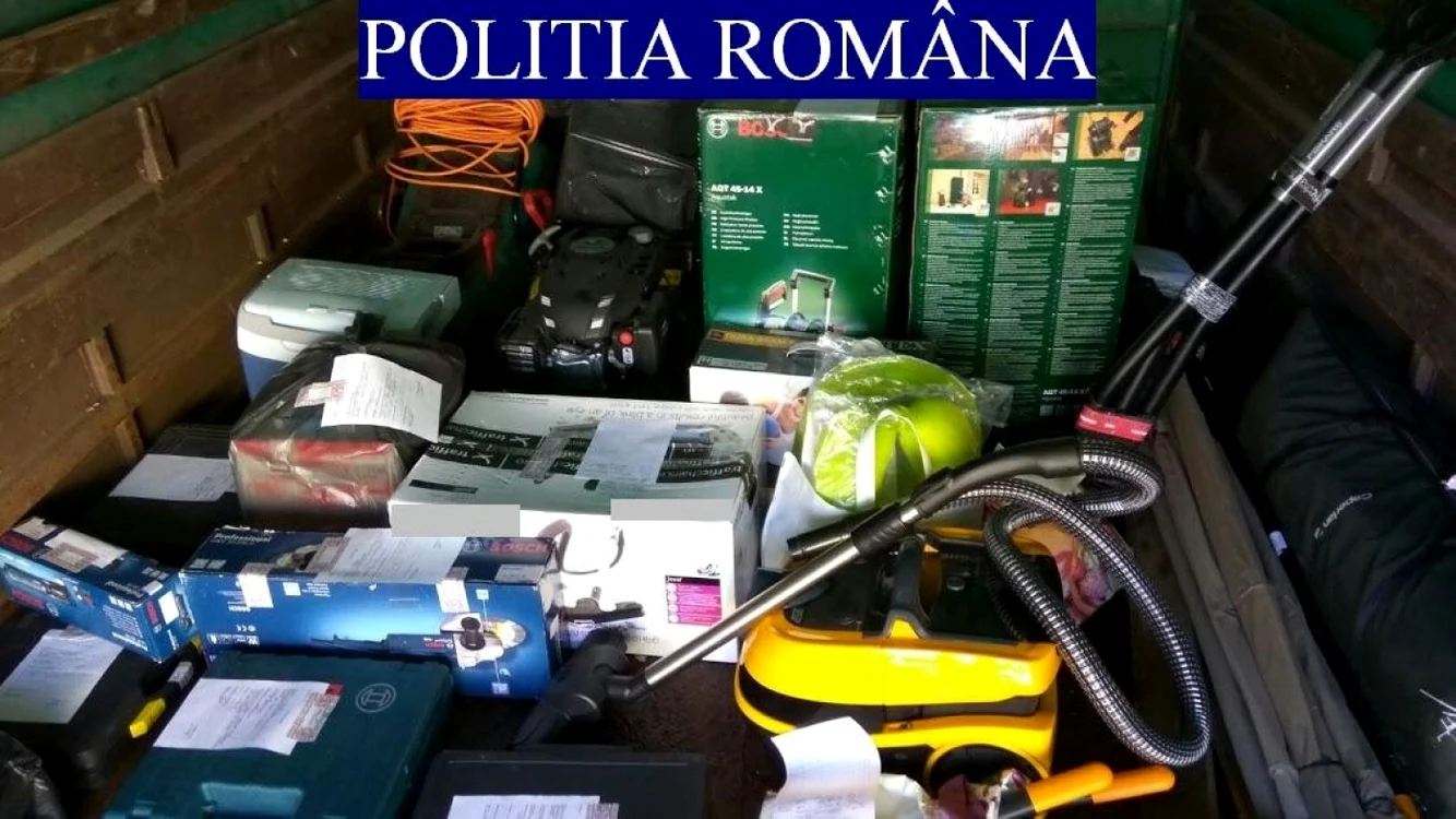 Bunuri confiscate de poliţişti  FOTO: IPJ Cluj