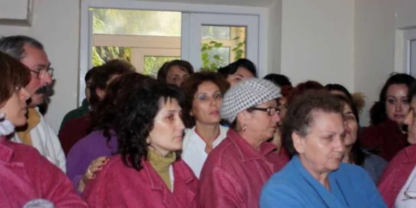 Angajaţii Spitalului de Boli Infecţioase sunt nemulţumiţi din cauza reducerilor sporurilor salariale. Foto: Arhivă.