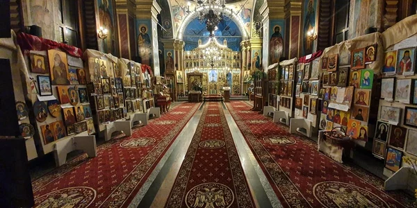 calarasi expozitie de icoane la biserica foto faceb/meseseanu razvan