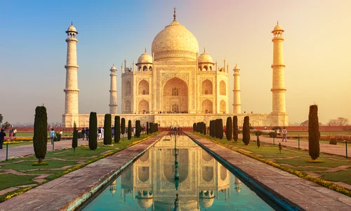 Taj Mahal shutterstock 400068991 jpg
