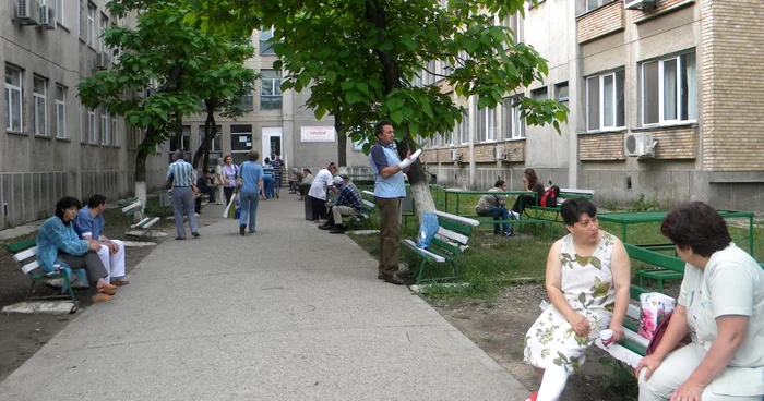 Pacienţii internaţi la Spitalul Judeţean riscă să fie trataţi mai prost, fondurile alocate putând să scadă