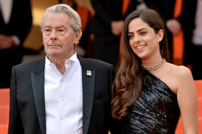 Alain Delon, însoțit de fiica sa FOTO : Profimedia