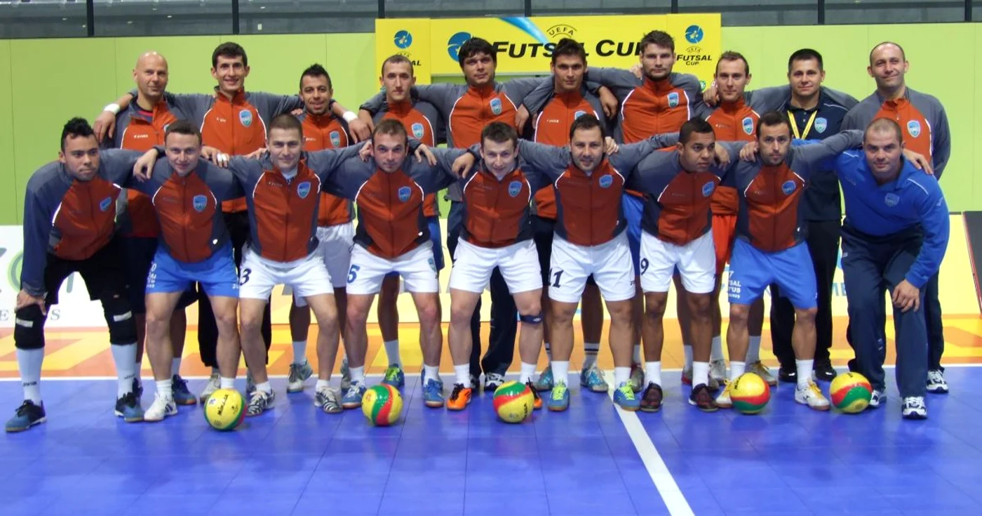 Jucătorii echipei mureșene, la poza de grup