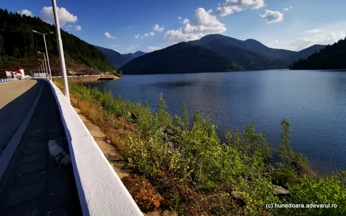 lacul gura apelor foto daniel guta adevarul