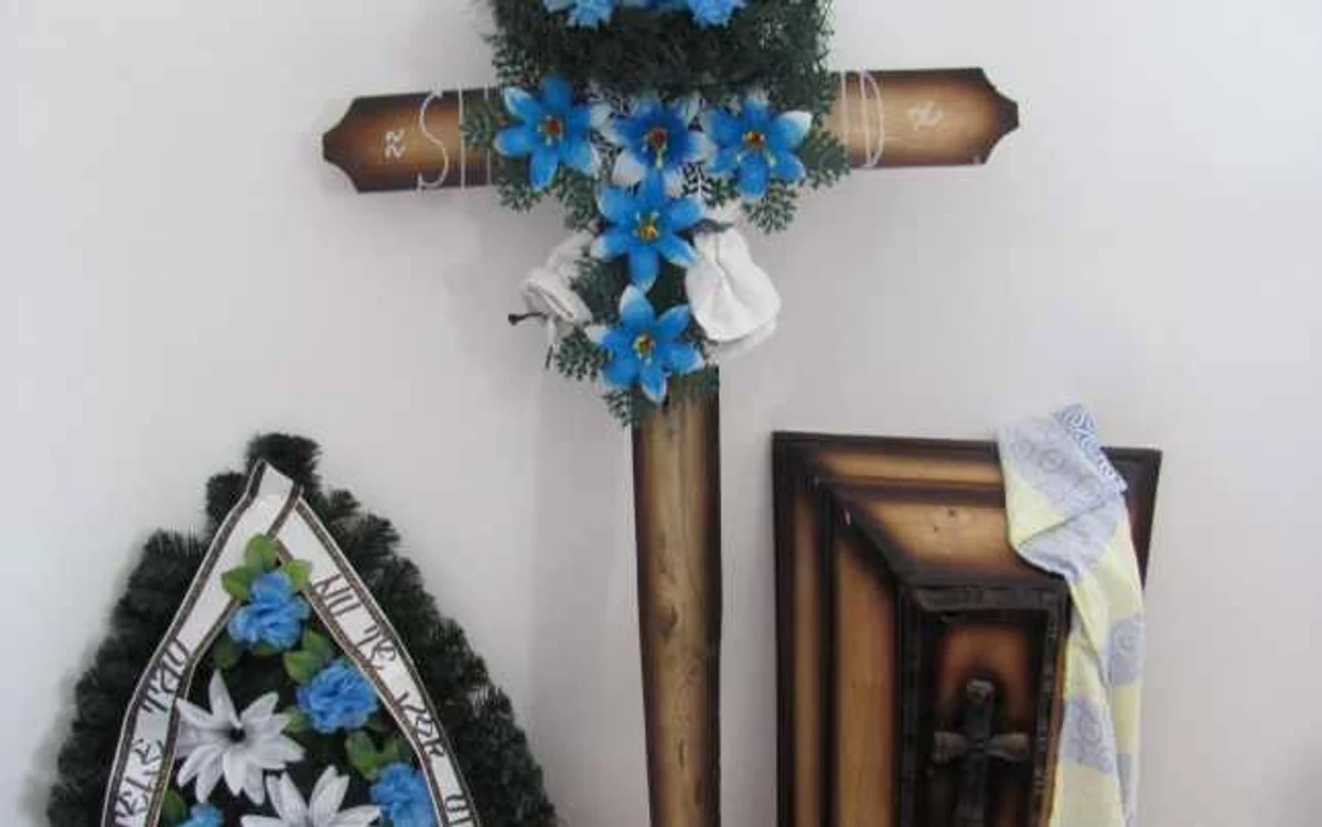 inmormantare bebelus transat