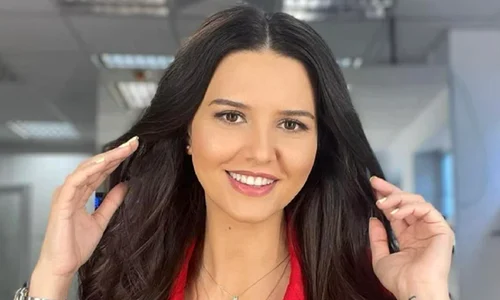 Iulia Parlea PNG
